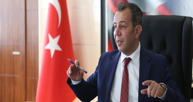 135 günde şehre verilen su 4 saatte gökten yağdı