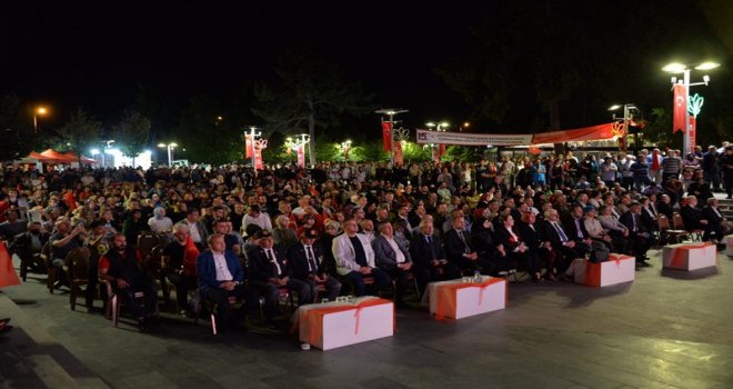 15 Temmuz Demokrasi ve Milli Birlik Günü Kent Meydanında Coşkuyla Kutlandı