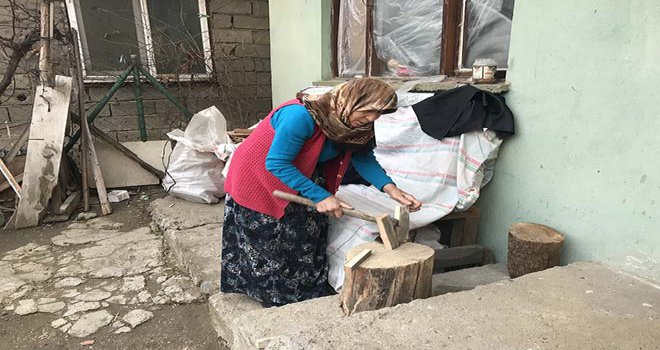 2 torununa 10 yıldır hem annelik hem de babalık yapıyor. 