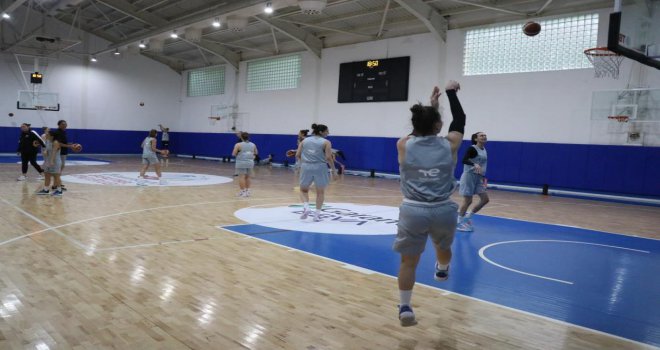 A Milli Kadın Basketbol Takımı, Avrupa Şampiyonası için ter döküyor