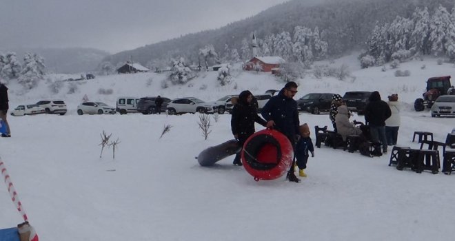 Abant Gölü Milli Parkı'nın yamaçları kayak merkezi oldu