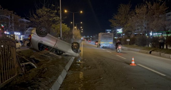 Alkollü sürücünün kullandığı otomobil tellere çarpıp ters döndü: 1 yaralı..