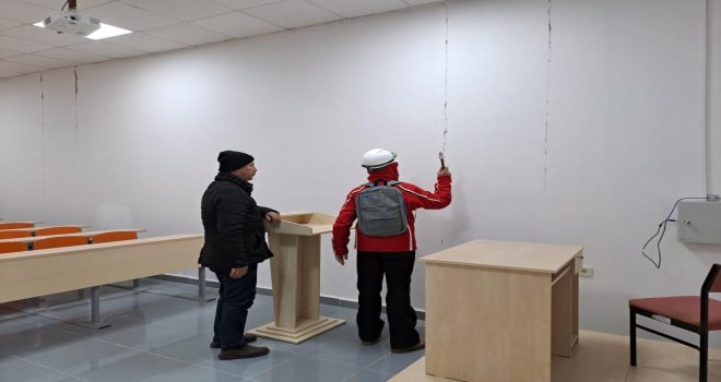 BAİBÜ deprem bölgesinde hasar tespit çalışması yapıyor