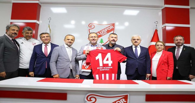 Bakan Kasapoğlu, Boluspor Kulübünü ziyaret etti