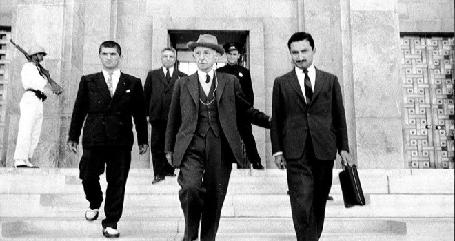 Başkan Karsu; 'İnönü'nün, Cumhuriyetimizin 'Demokratik, laik ve sosyal hukuk devleti' karakterinin kökleşmesine katkısı emsalsizdir.'