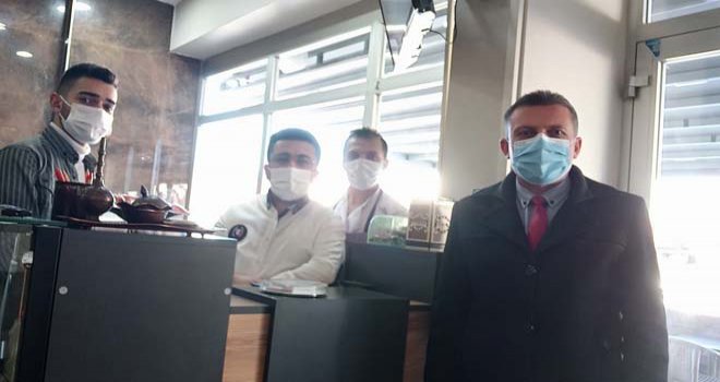 Başkan Türkoğlu yılın son gününde de Bolu esnafının yanındaydı ...