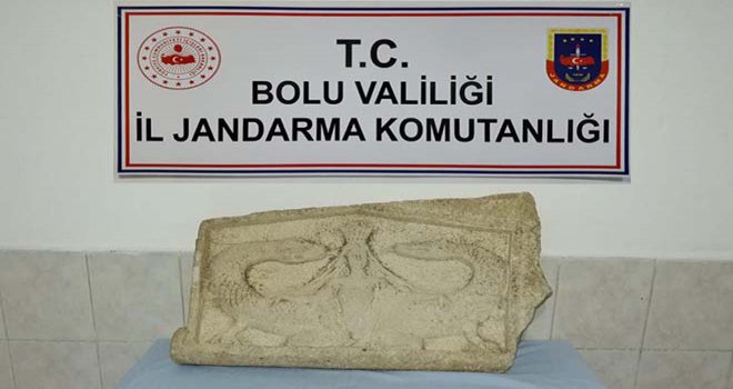Bizans dönemine ait kraliçe mezar taşı yakalandı 