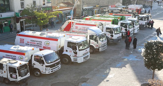 Bolu Belediyesi araç filosunu 10 yeni araçla güçlendirdi