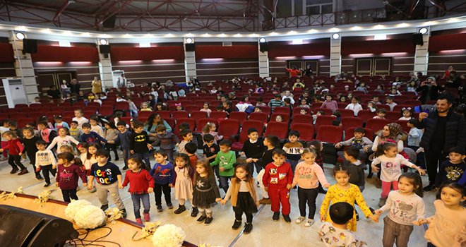 Bolu Belediyesi’nden çocuklar için muhteşem konser