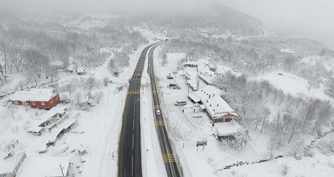 Bolu Dağı’nın eşsiz kar manzarası drone ile görüntülendi...