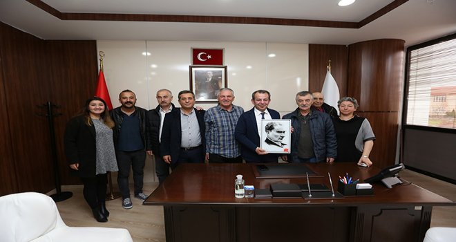 Bolu Halk Evleri yönetim kurulu üyeleri başkan Özcan’ı ziyaret etti 