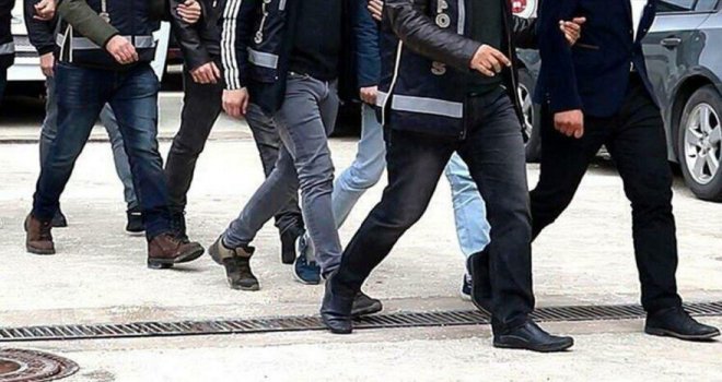 Bolu merkezli 5 ilde FETÖ operasyonu: 6 gözaltı