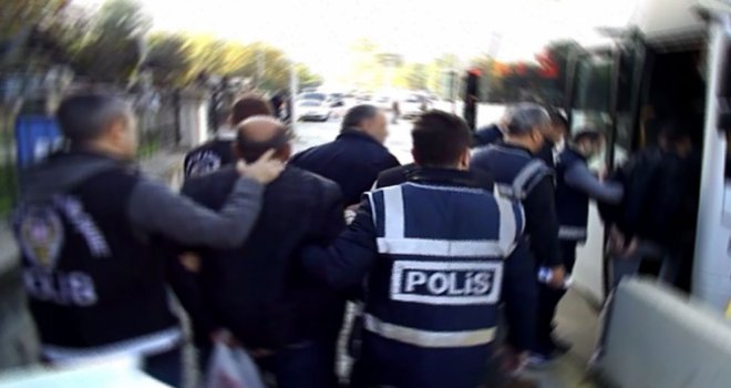 Bolu merkezli 8 ilde dolandırıcılık operasyonu: 16 gözaltı