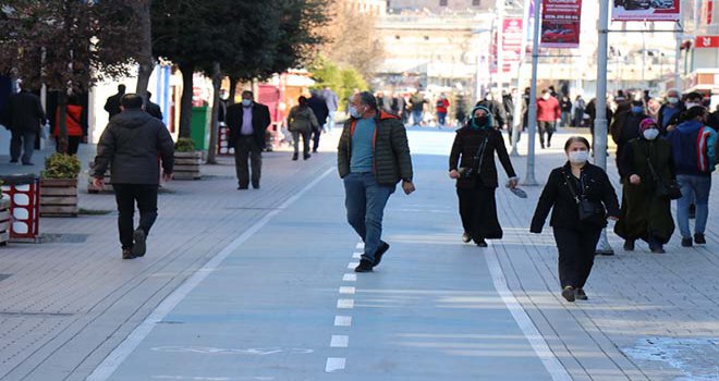 Bolu Valisi Ahmet Ümit ; ‘Bir önceki aya göre pozitif oranı yüzde 80 seviyesinde azaldı’
