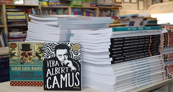 Bolu’da  ‘Veba’ ve ‘Kolera Günlerinde Aşk’ romanları revaçta 