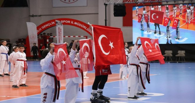 Bolu’da 19 Mayıs etkinlikleri yoğun ilgi gördü.....