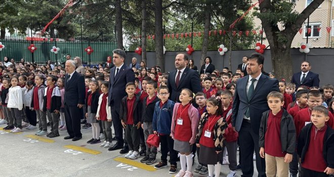 Bolu'da 2026-2027 eğitim-öğretim yılı ilk ders ziliyle başladı