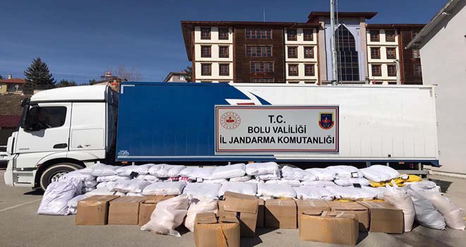 Bolu’da 3 ton 801 kilo kaçak tütün ele geçirildi: 1 gözaltı