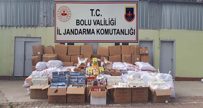 Bolu’da 5.5 ton kaçak tütün ve cinsel uyarıcı hap ele geçirildi: 2 gözaltı