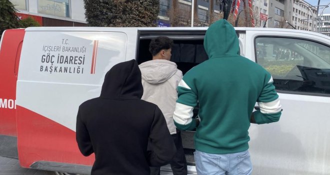 Bolu’da Bayram öncesi kaçak göçmen denetimi...