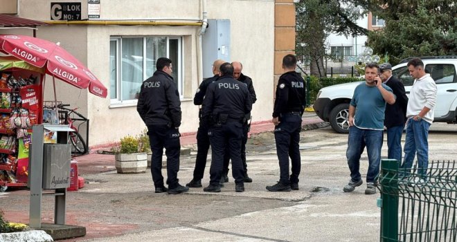 Bolu'da elektrik panosu yangını: ‘Dumandan aşağıya inemedik’