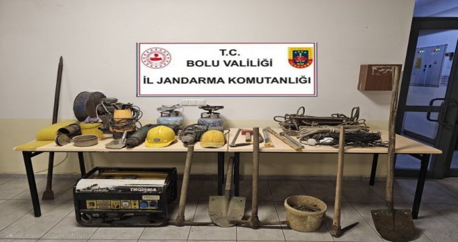 Bolu'da kaçak kazı yapan 3 kişi suçüstü yakalandı......