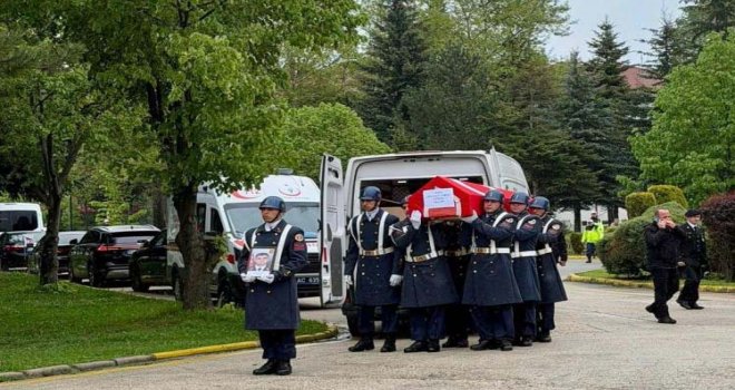 Bolu'da kalp krizine yenik düşen genç komutan memleketine uğurlandı
