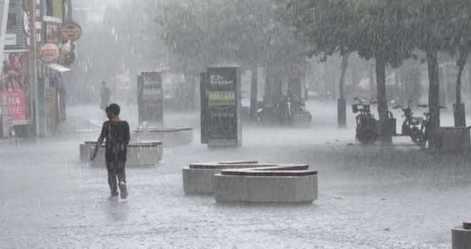 Bolu'da kuvvetli sağanak ve gök gürültülü sağanak uyarısı
