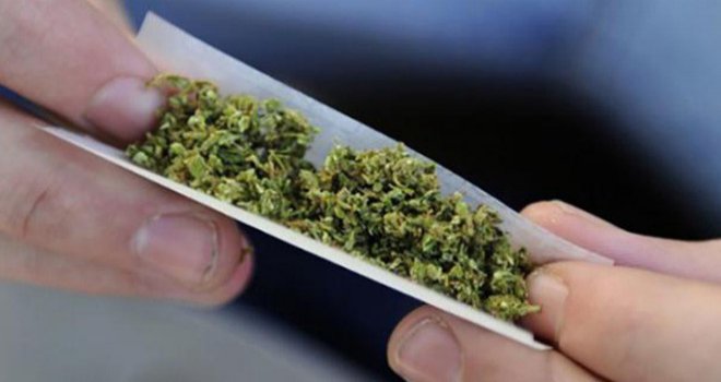 Bolu’da polis kovalamacasında yakalanan uyuşturucu satıcısı tutuklandı