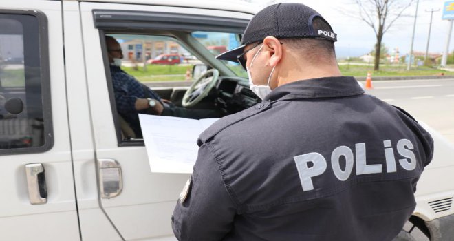Bolu’da tam kapanmanın ilk gününde sürücüler denetleniyor