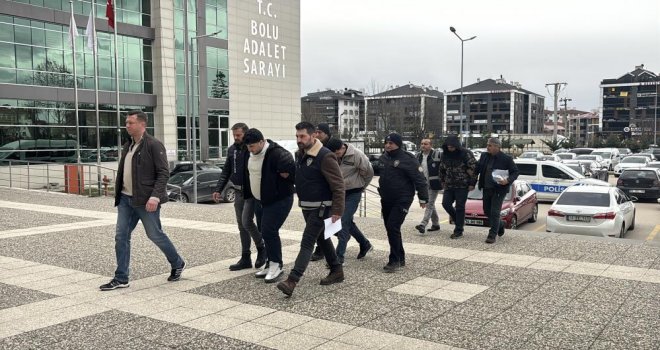 Bolu'da yaşlı çifti ‘polisiz’ diyerek 2,3 milyon lira dolandırdılar