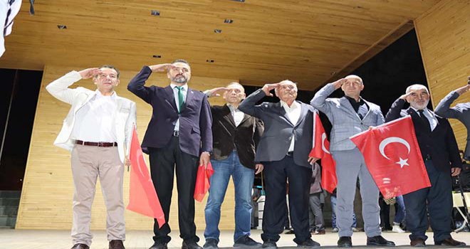 Bolu’dan teröre anlamlı tepki…..