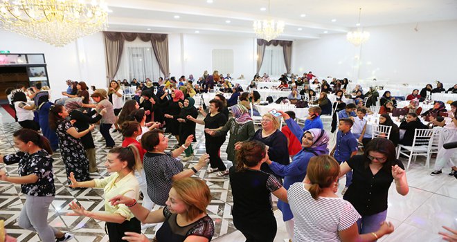 Bolulu kadınlar, Kadınlar Matinesi’nde doyasıya eğlendi