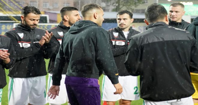 Boluspor, Süper Lig’e çıkmayı garantileyen Eyüpspor’u alkışlarla karşıladı