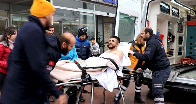 “Boynundan vuruldu ama ölmedi diye yazın”