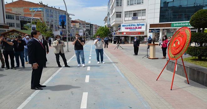 Büyük Hayırsever İzzet Baysal’ı Şükranla Andık…