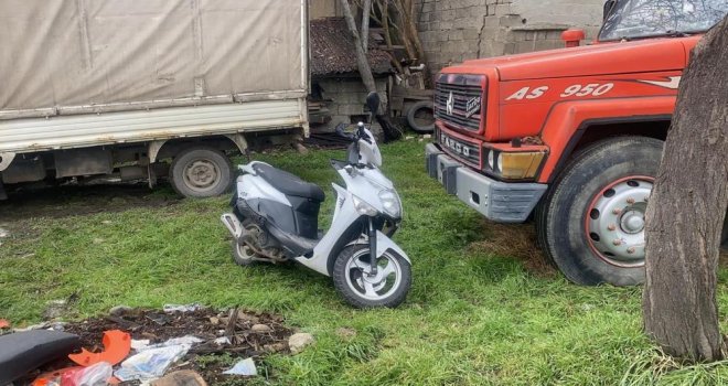 Çaldıkları motosikleti çalıştıramayan hırsızlar zarar verip bıraktı