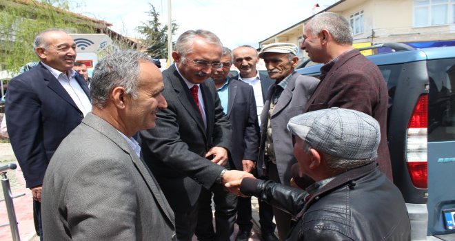 Coşkunyürek vatandaşlar tarafından büyük ilgiyle karşılandı