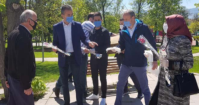 Doğanay ve Konak'tan Anneler gününde anlamlı jest 