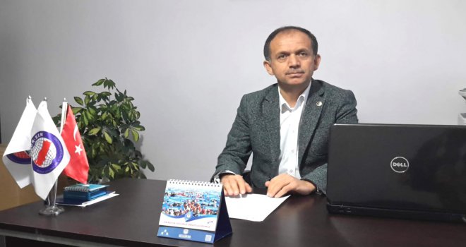EĞİTİMCİLERİN AŞILANMASINA ÖNCELİK VERİLMELİ VE YENİ KARARLAR ALINMALIDIR