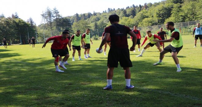 Fatih Karagümrük, yeni sezon hazırlıkları için Bolu'da kampa girdi