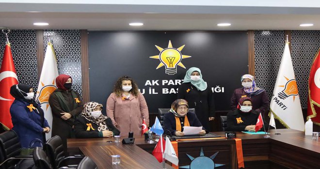 Hicran Çağalı ; ‘Her türlü canlıya yönelik şiddetin yeryüzünden silindiği bir dünya duasıyla her türlü şiddete karşı turuncu çizgimizi çekiyoruz’