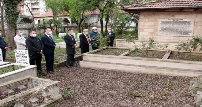 İlk Mecliste Bolu Mebusu olarak görev yapan Abdullah Efendinin mezarı ziyaret edildi