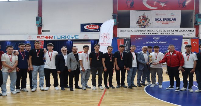 İmam Hatip Spor Oyunları Bolu’da Kardeşlik ve Spor Coşkusuyla Tamamlandı