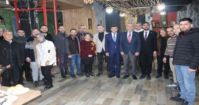 İYİ PARTİ HEYETİ BASIN MENSUPLARIYLA BULUŞTU.......