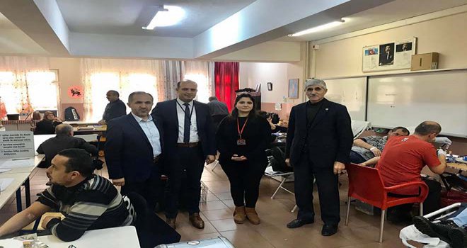 Kan bağışı kampanyasına yoğun bir katılım oldu ....