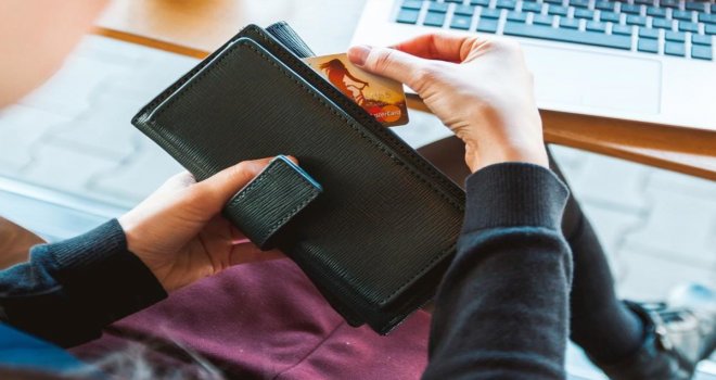 Kartlı ödemeler yüzde 117 büyüyerek yıllık 3,7 trilyon TL'ye ulaştı