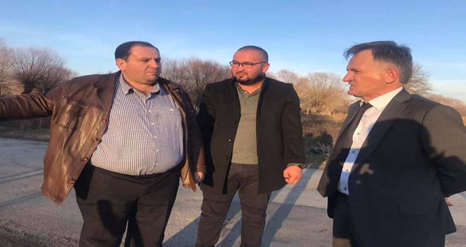 KÖYLERE HİZMET DEVAM EDİYOR TALEPLER YERİNDE İNCELENDİ