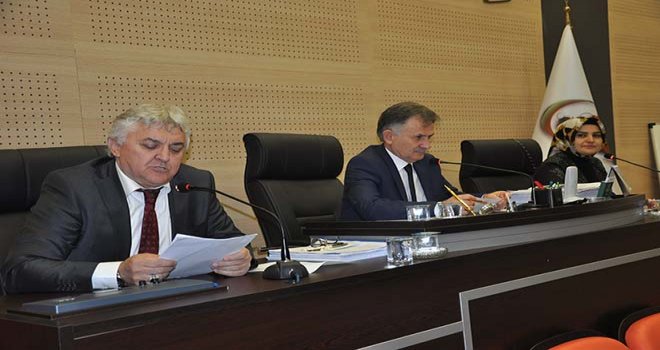 Mecliste toplantılar devam ediyor ……