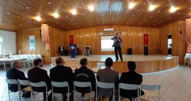 Mudurnu'da aile ve velilere yönelik bilgilendirme semineri düzenlendi.......